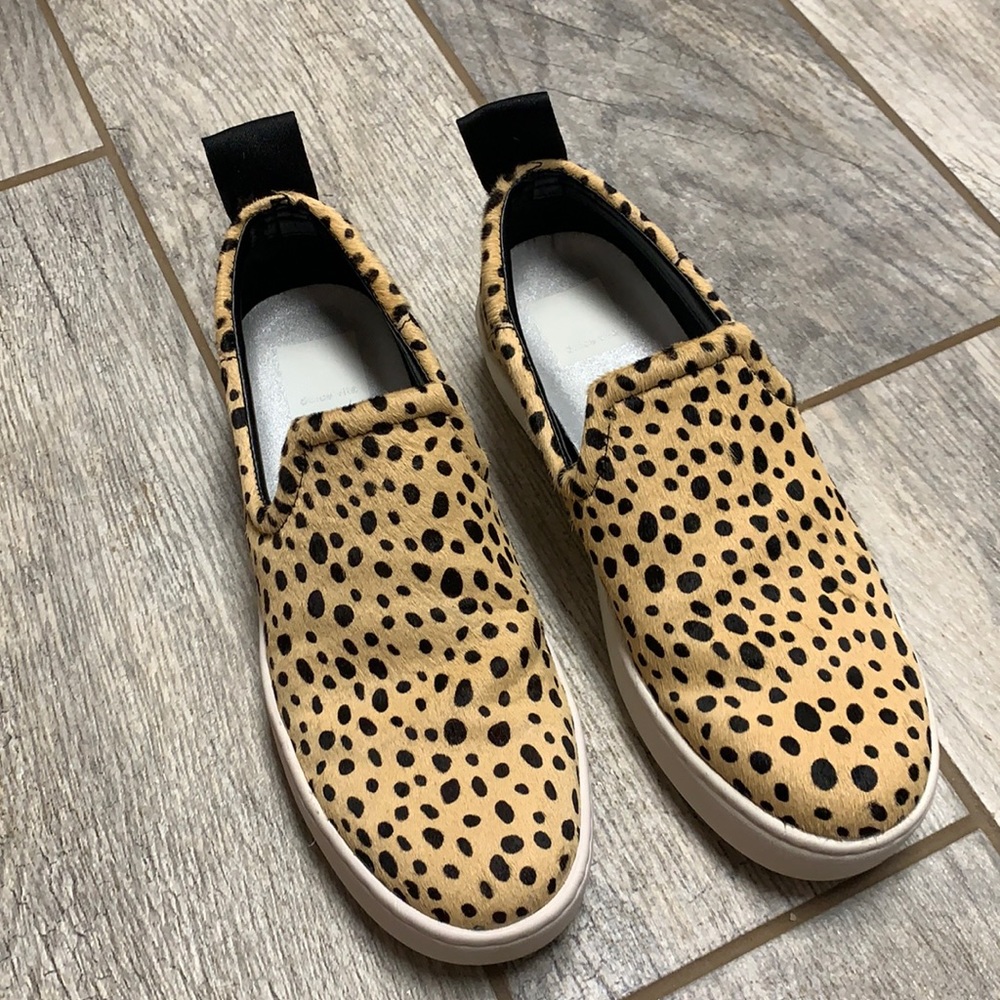 Dolce Vita calf hair slip on shoes SZ 6